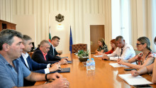 Minister Krasimira Stoyanova asked Bulgarian State Railways for quick solutions to ensure the safety of employees and passengers